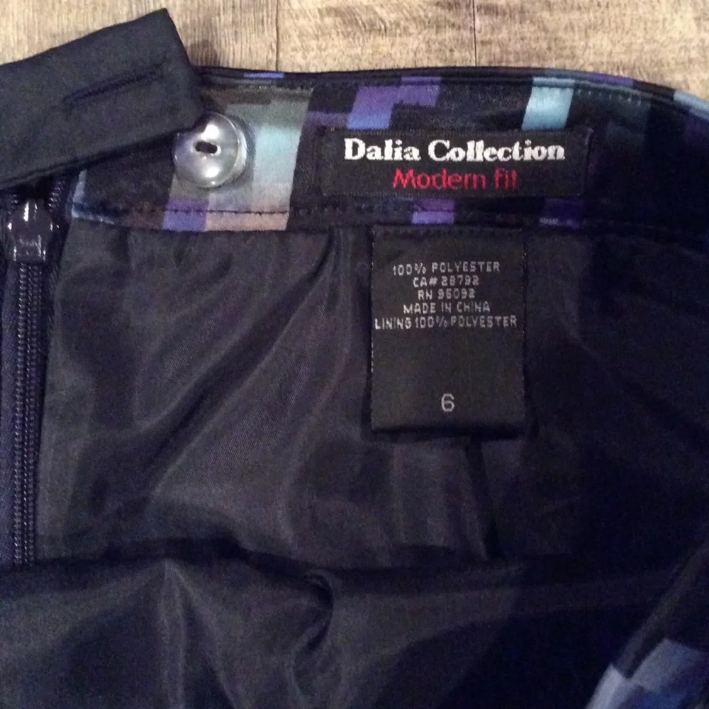 Dalia Collection Size 6 NWT Lined Skirt - Picture 4 of 7